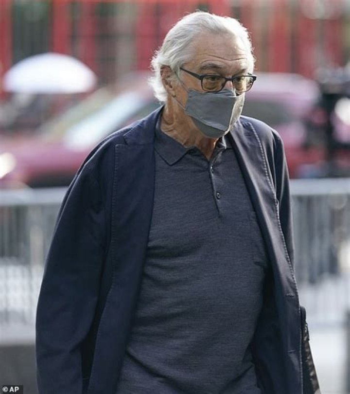 Actor Robert De Niro yells abuse at his former personal assistant as he takes the stand at her $12m
